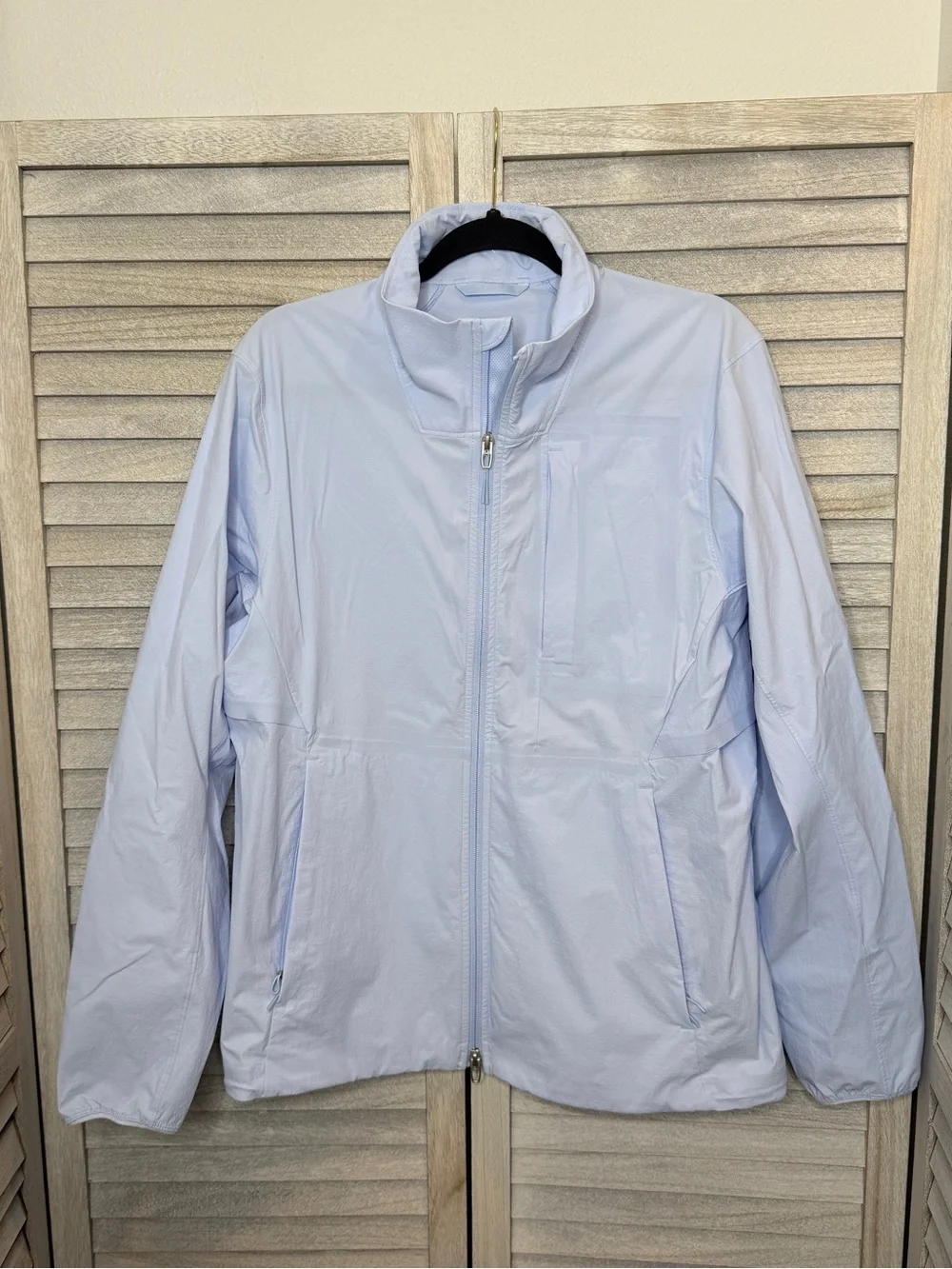 LuluLemon Mens Sojourn Windbreaker Jacket Windmill Light Blue Size M